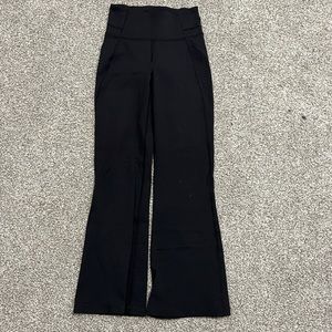Lululemon bootcut legging. Worn once, brand new!
